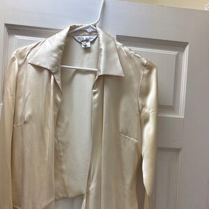 Brooks Brothers Cream Women's Blouse tie waist 100% silk luxurious